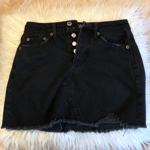 American Eagle 00 black jean skirt
